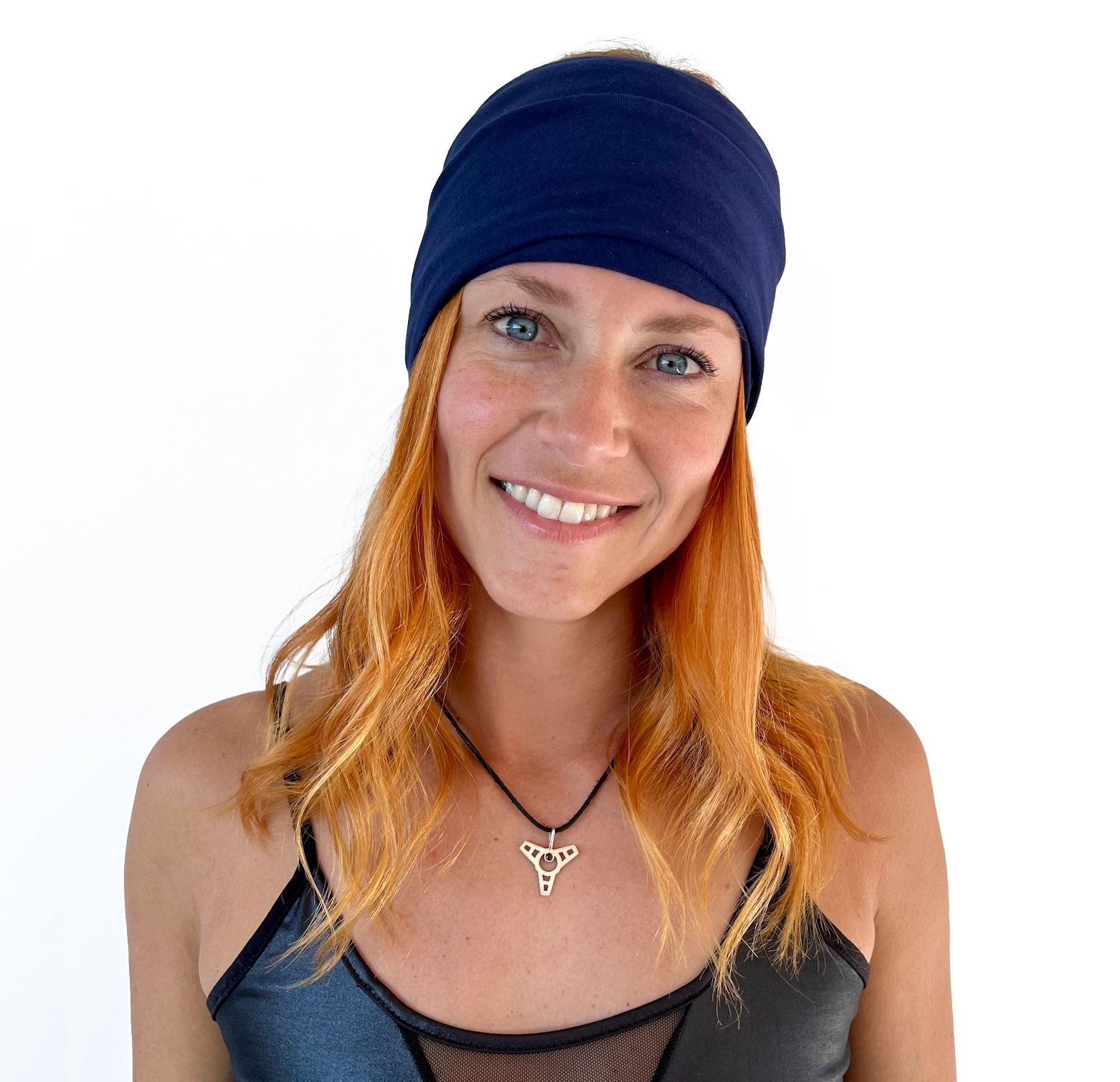 Clásico Azul Oscuro - Pescuezo